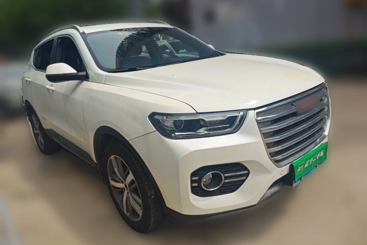 Used Haval H6 2017 Red Label 2.0T Automatic Two-Wheel Drive ZhiShang Model Front Right 45 Deg