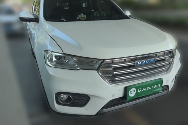 Used Haval H6 2017 Blue Label 1.5T Automatic Two-Wheel Drive ZhiShang Model Front Right 45 Deg