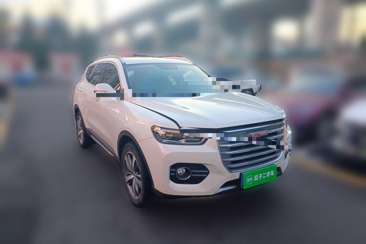 Used Haval H6 2017 Red Label 2.0T Automatic Two-Wheel Drive ZhiShang Model Front Right 45 Deg