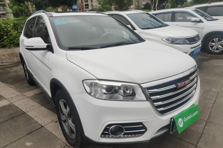 Used Haval H6 2017 Red-Label Sport Edition 1.5T Manual Two-Wheel Drive Elite Model Front Right 45 Deg