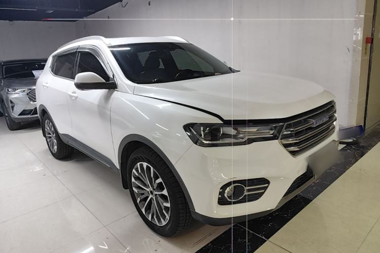 Used Haval H6 2017 Blue Label 2.0T Automatic Two-Wheel Drive Leading Model Front Right 45 Deg