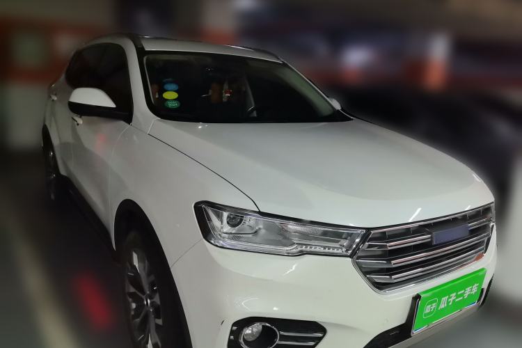 Used Haval H6 2017 Blue Label 1.5T Automatic Two-Wheel Drive ZhiShang Model Front Right 45 Deg