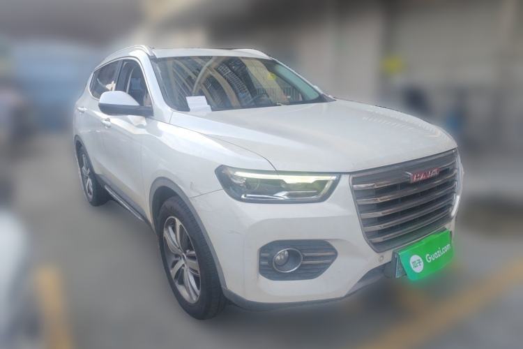 Used Haval H6 2017 Red Label 2.0T Automatic Two-Wheel Drive ZhiShang Model Front Right 45 Deg