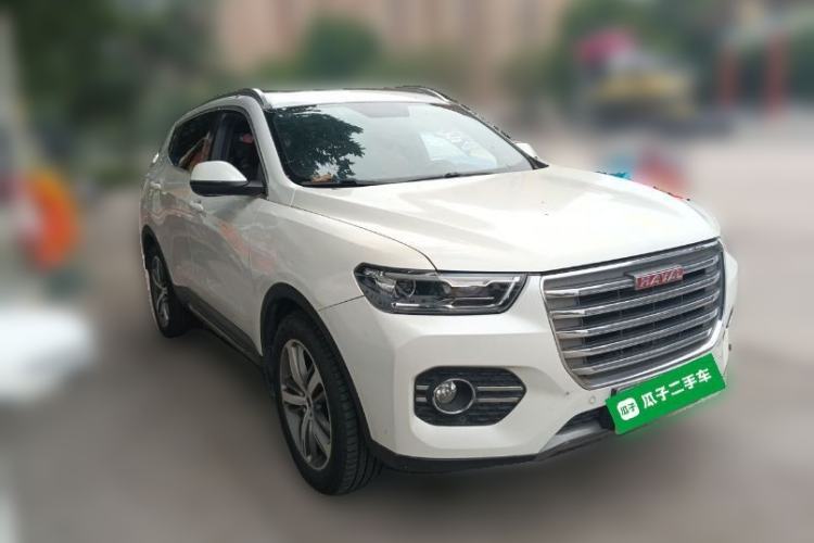 Used Haval H6 2017 Red Label 2.0T Automatic Two-Wheel Drive ZhiShang Model Front Right 45 Deg