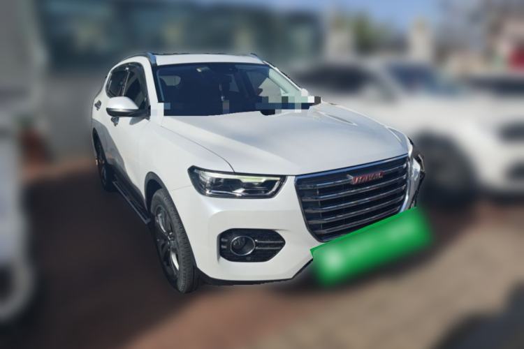 Used Haval H6 2017 Red Label 2.0T Automatic Two-Wheel Drive ZhiShang Model Front Right 45 Deg