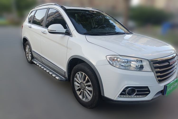 Used Haval H6 2017 Red-Label Sport Edition 1.5T Automatic Two-Wheel Drive Luxury Model Front Right 45 Deg