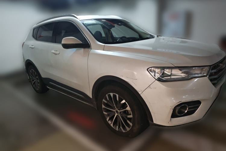 Used Haval H6 2017 Blue Label 1.5T Automatic Two-Wheel Drive ZhiShang Model Front Right 45 Deg