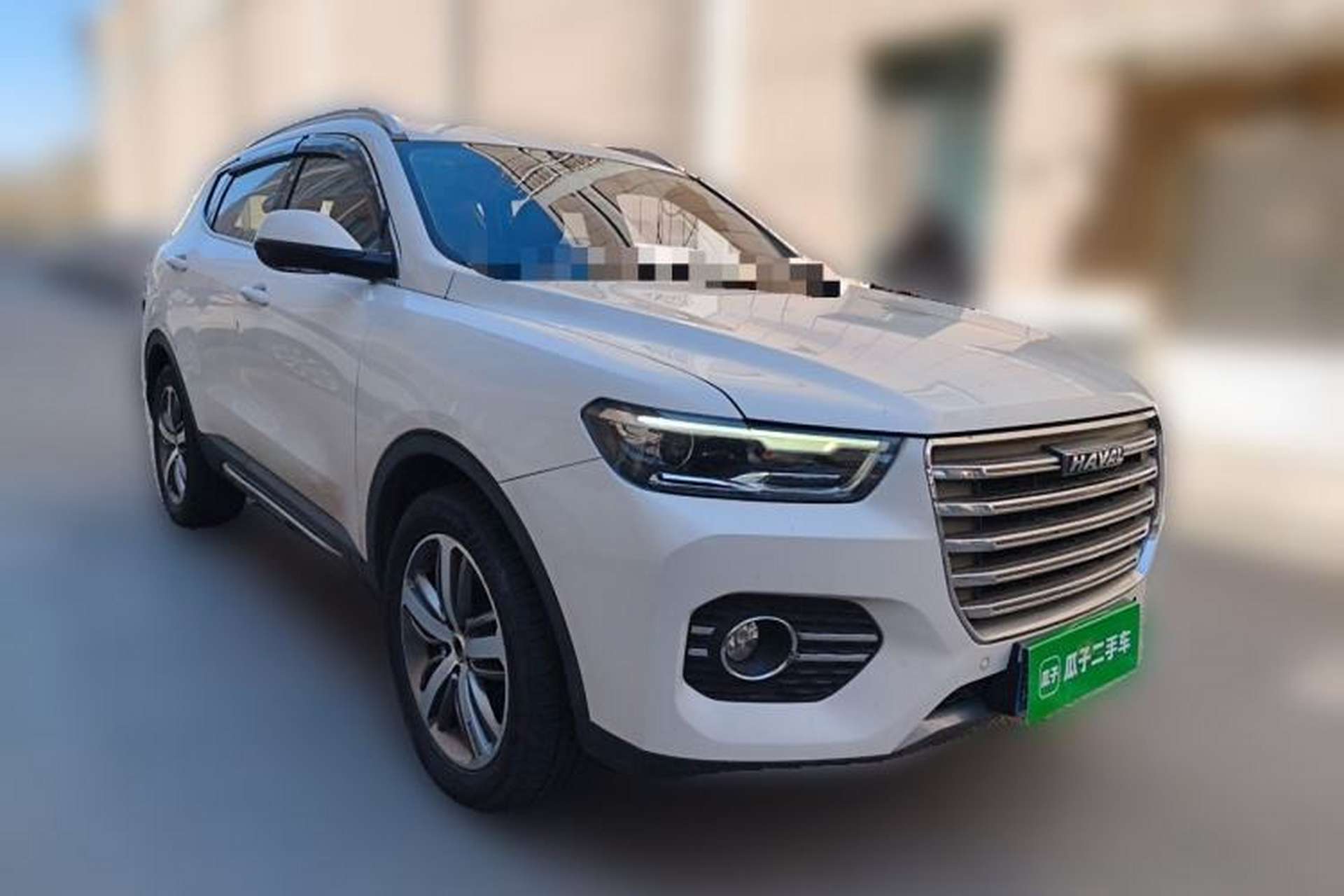 Used Haval H6 2017 Red Label 2.0T Automatic Two-Wheel Drive ZhiShang Model Front Right 45 Deg
