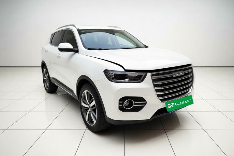 Used Haval H6 2017 Red-Label 1.3T Automatic Two-Wheel Drive ZhiShang Model Front Right 45 Deg