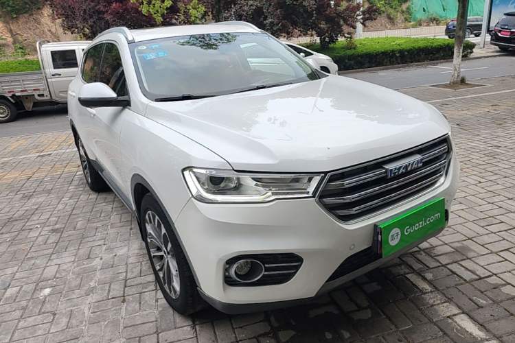 Used Haval H6 2017 Blue Label 1.5T Automatic Two-Wheel Drive ZhiShang Model Front Right 45 Deg