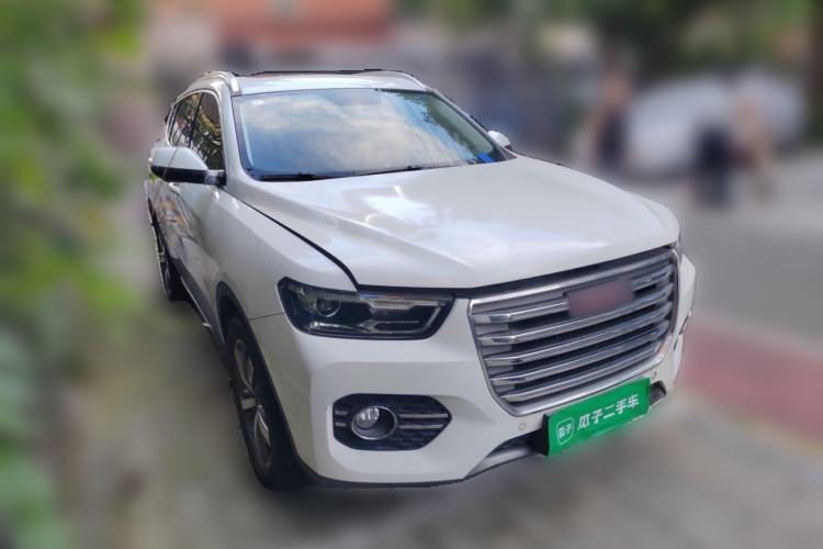 Used Haval H6 2017 Red Label 2.0T Automatic Two-Wheel Drive ZhiShang Model Front Right 45 Deg