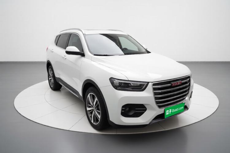 Used Haval H6 2017 Red Label 2.0T Automatic Two-Wheel Drive ZhiShang Model Front Right 45 Deg
