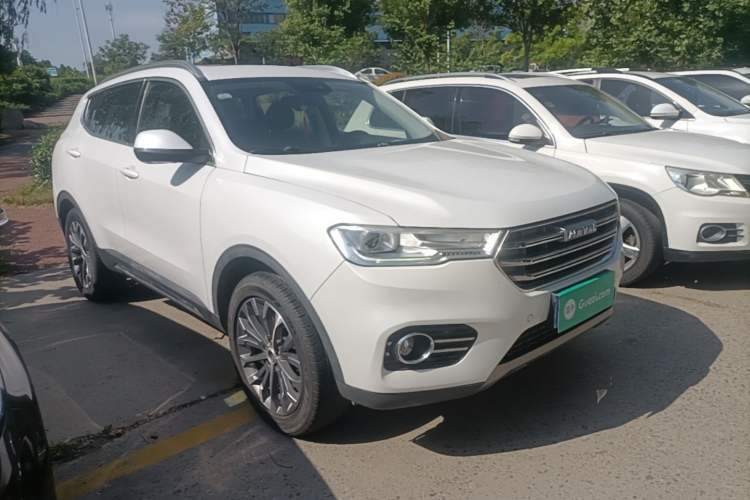 Used Haval H6 2017 Blue Label 1.5T Automatic Two-Wheel Drive ZhiShang Model Front Right 45 Deg