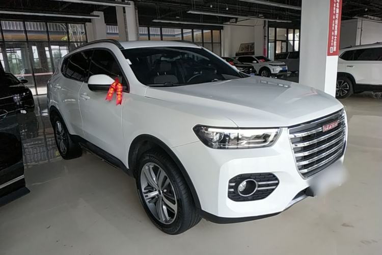 Used Haval H6 2017 Red Label 2.0T Automatic Two-Wheel Drive ZhiShang Model Front Right 45 Deg