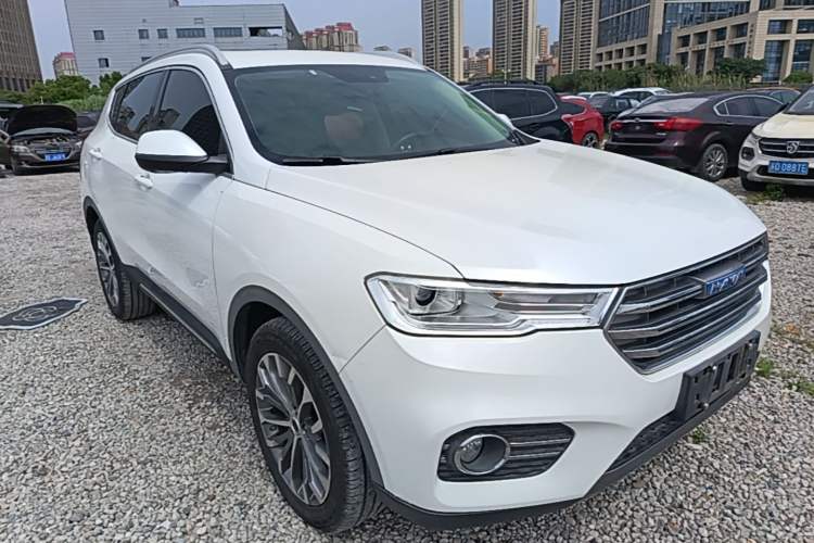 Used Haval H6 2017 Blue Label 2.0T Automatic Two-Wheel Drive Smart Edition Front Right 45 Deg