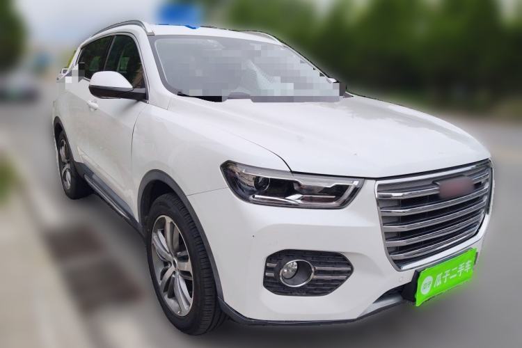 Used Haval H6 2017 Red Label 2.0T Automatic Two-Wheel Drive ZhiShang Model Front Right 45 Deg