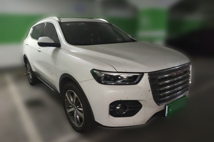 Used Haval H6 2017 Red Label 2.0T Automatic Two-Wheel Drive ZhiShang Model Front Right 45 Deg