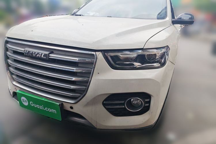 Used Haval H6 2017 Red Label 2.0T Automatic Two-Wheel Drive ZhiShang Model Front