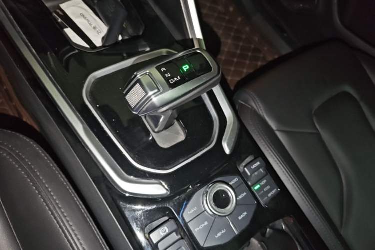 Used Haval H6 2017 Blue Label 2.0T Automatic Two-Wheel Drive Smart Edition Gear Lever