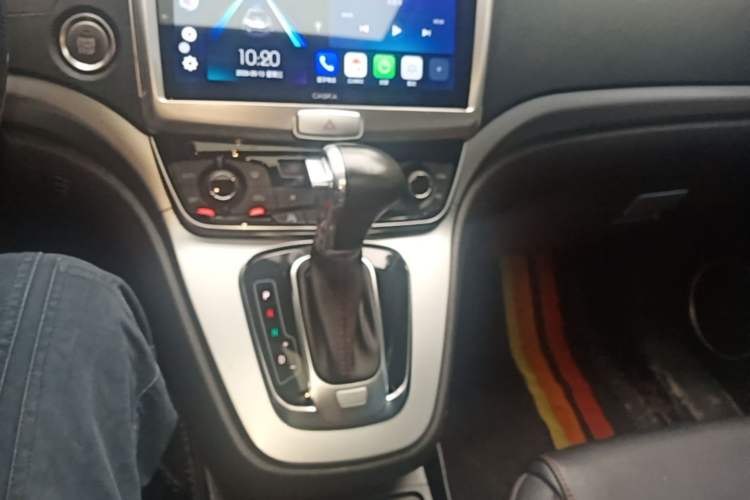 Used Haval H6 2017 Red-Label Sport Edition 1.5T Automatic Two-Wheel Drive Luxury Model Gear Lever