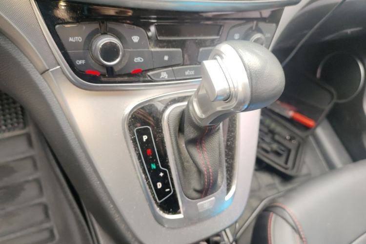 Used Haval H6 2017 Red-Label Sport Edition 1.5T Automatic Two-Wheel Drive Luxury Model Gear Lever