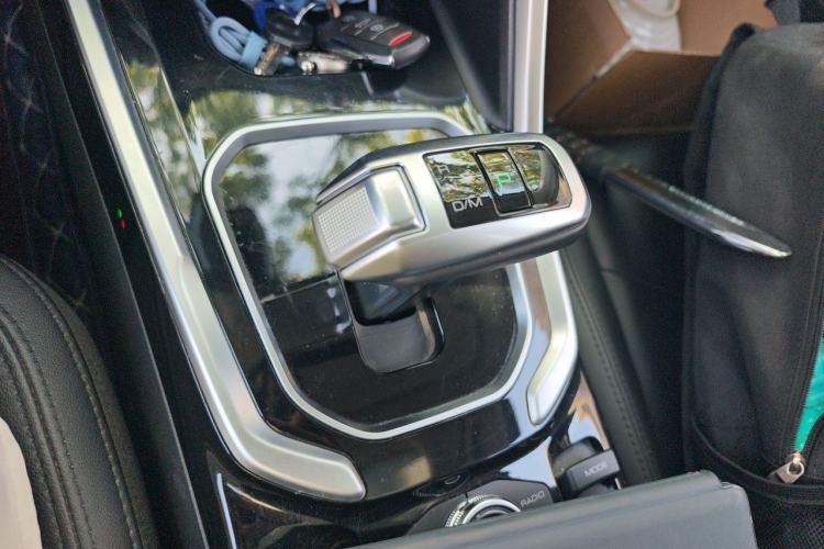 Used Haval H6 2017 Red Label 2.0T Automatic Two-Wheel Drive ZhiShang Model Gear Lever