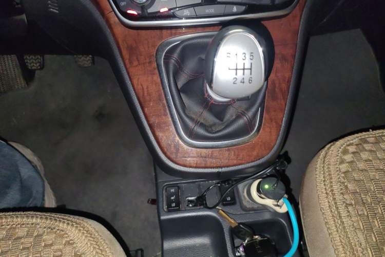 Used Haval H6 2017 Red-Label Sport Edition 1.5T Manual Two-Wheel Drive Elite Model Gear Lever