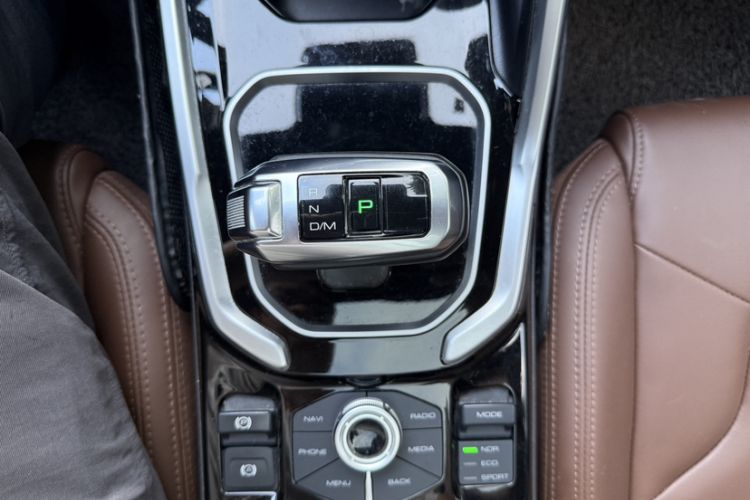 Used Haval H6 2017 Blue Label 2.0T Automatic Two-Wheel Drive Smart Edition Gear Lever