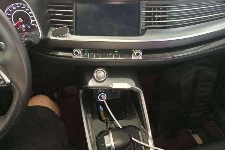 Used Haval H6 2017 Red-Label 1.5T Automatic Two-Wheel Drive Smart Edition Gear Lever