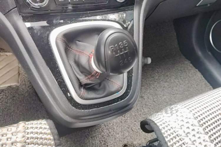 Used Haval H6  Gear Lever