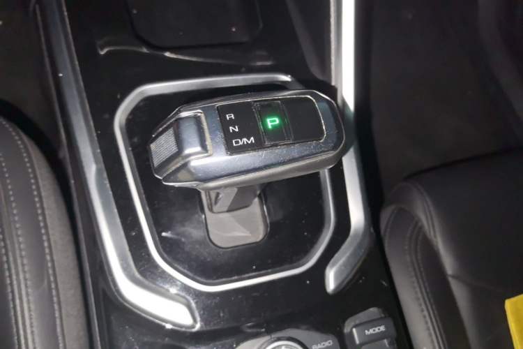 Used Haval H6 2017 Blue Label 2.0T Automatic Two-Wheel Drive Smart Edition Gear Lever