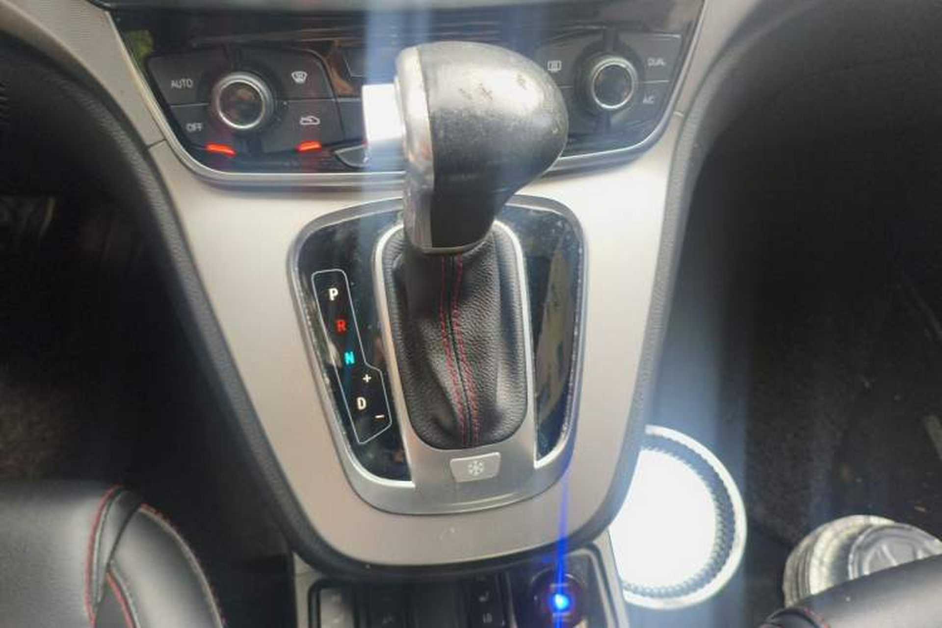 Used Haval H6 2017 Blue Label Sport Edition 1.5T Automatic Two-Wheel Drive Luxury Model Gear Lever