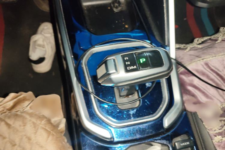 Used Haval H6 2017 Red-Label 2.0T Automatic Two-Wheel Drive Fashion Edition Gear Lever