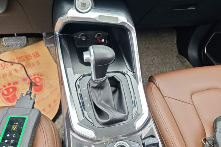 Used Haval H6 2017 Red-Label 1.5T Automatic Two-Wheel Drive Smart Edition Gear Lever