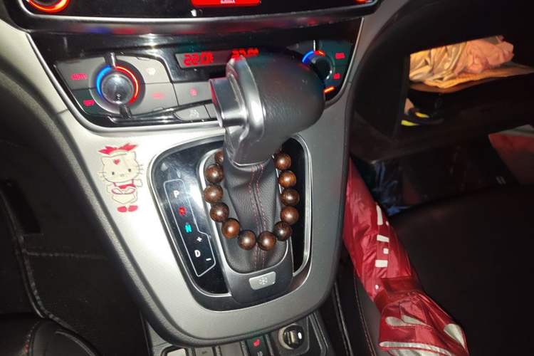 Used Haval H6 2017 Red-Label Sport Edition 1.5T Automatic Two-Wheel Drive Luxury Model Gear Lever