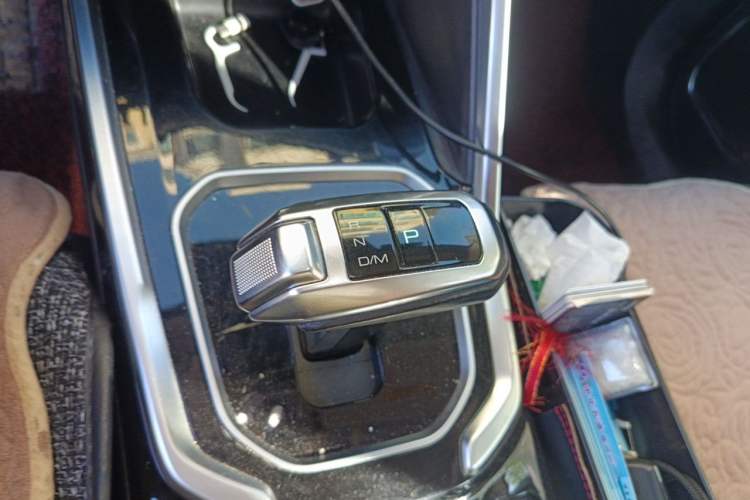 Used Haval H6 2017 Blue Label 2.0T Automatic Two-Wheel Drive Smart Edition Gear Lever