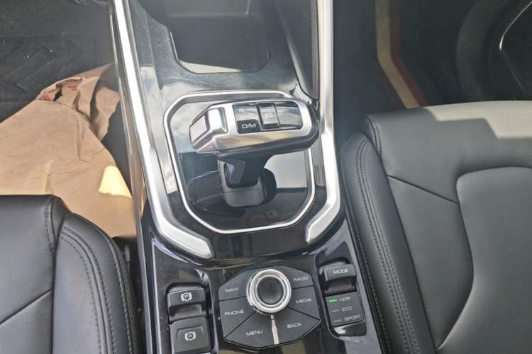 Used Haval H6 2017 Blue Label 2.0T Automatic Two-Wheel Drive Smart Edition Gear Lever