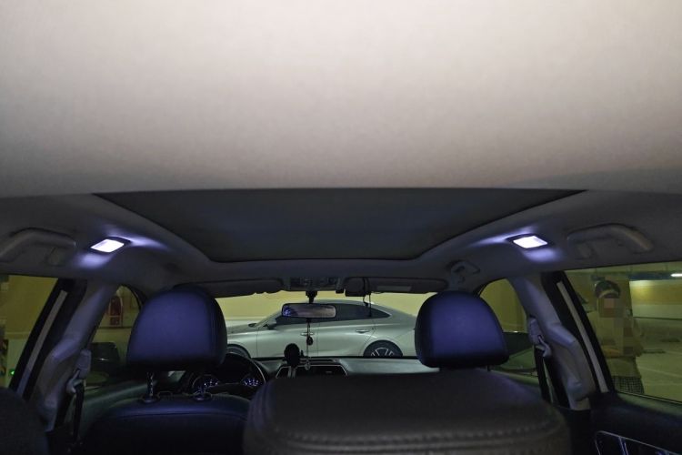 Used Haval H6 2017 Blue Label Sport Edition 1.5T Automatic Two-Wheel Drive Luxury Model Headliner