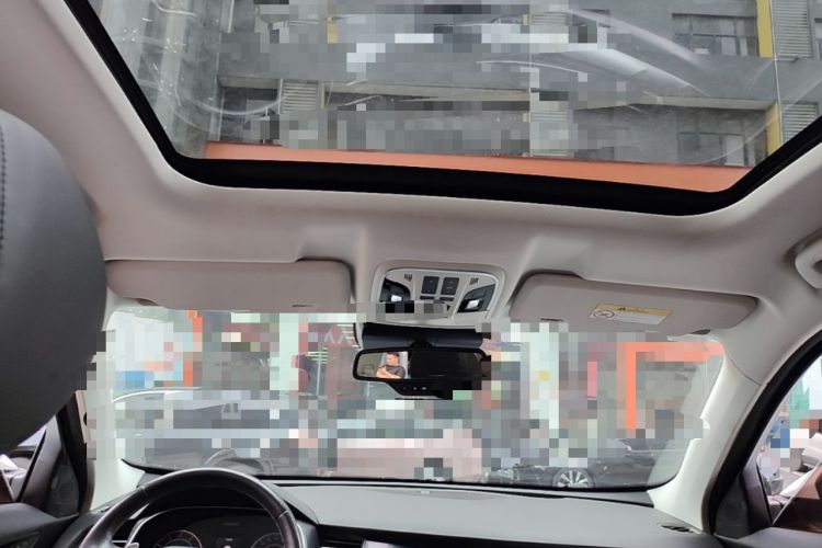 Used Haval H6 2017 Red Label 2.0T Automatic Two-Wheel Drive ZhiShang Model Headliner