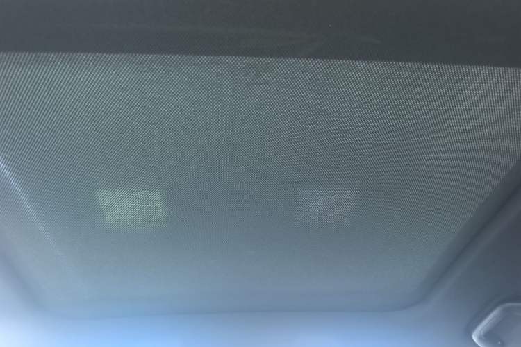 Used Haval H6 2017 Red Label 2.0T Automatic Two-Wheel Drive ZhiShang Model Headliner