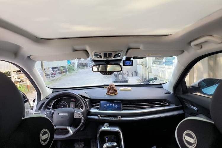 Used Haval H6 2017 Red Label 2.0T Automatic Two-Wheel Drive ZhiShang Model Headliner