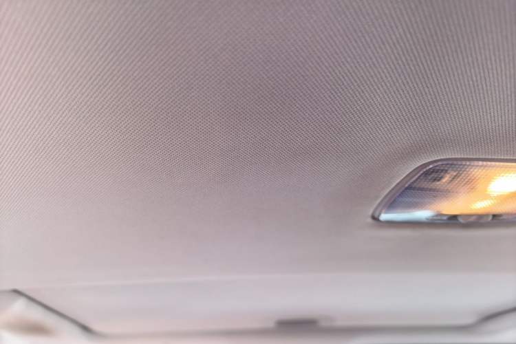 Used Haval H6 2017 Blue Label Sport Edition 1.5T Automatic Two-Wheel Drive Luxury Model Headliner