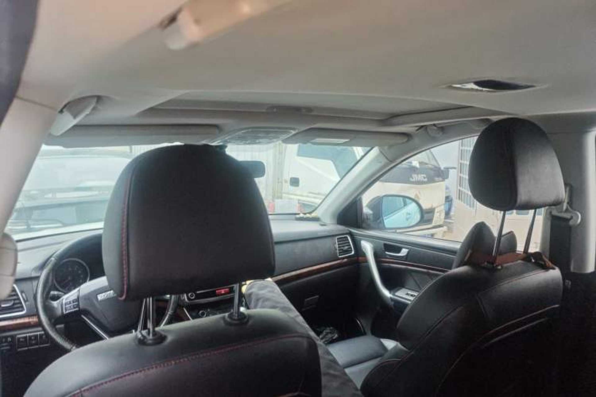 Used Haval H6 2017 Red-Label Sport Edition 1.5T Manual Two-Wheel Drive Prestige Model Headliner