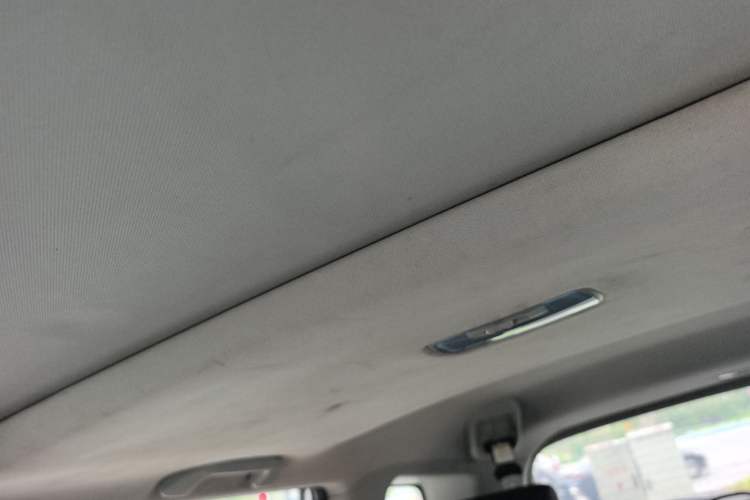 Used Haval H6 2017 Classic Edition 1.5T Automatic Two-Wheel Drive Urban Model Headliner