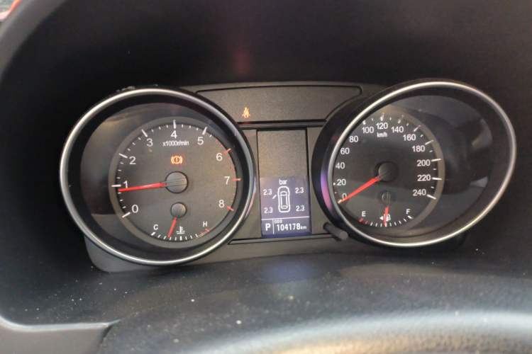 Used Haval H6 2017 Classic Edition 1.5T Automatic Two-Wheel Drive Elite Model Instrument Cluster