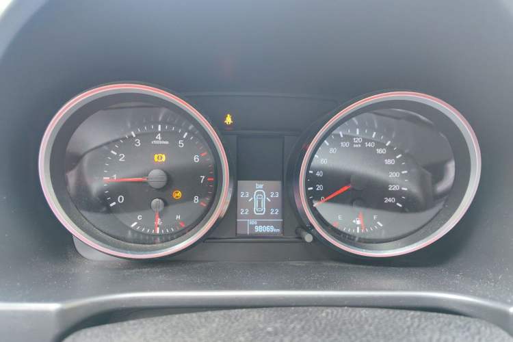 Used Haval H6 2017 Blue Label Sport Edition 1.5T Manual Two-Wheel Drive Elite Model Instrument Cluster