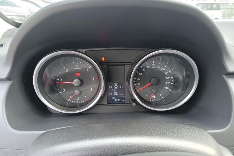 Used Haval H6 2017 Blue Label Sport Edition 2.0T Diesel Manual Two-Wheel Drive Elite Model Instrument Cluster