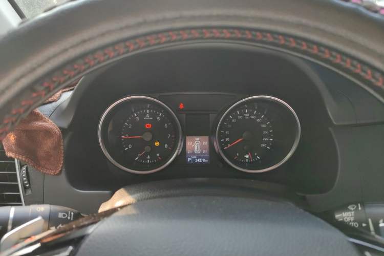 Used Haval H6 2017 Restyled Red-Label Sport Version 1.5T Automatic Two-Wheel Drive Luxury Trim Instrument Cluster