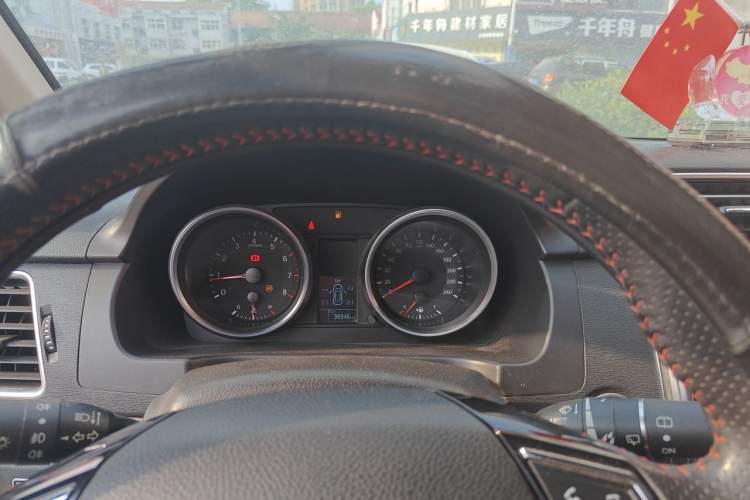 Used Haval H6 2017 Red-Label Sport Edition 1.5T Manual Two-Wheel Drive Elite Model Instrument Cluster