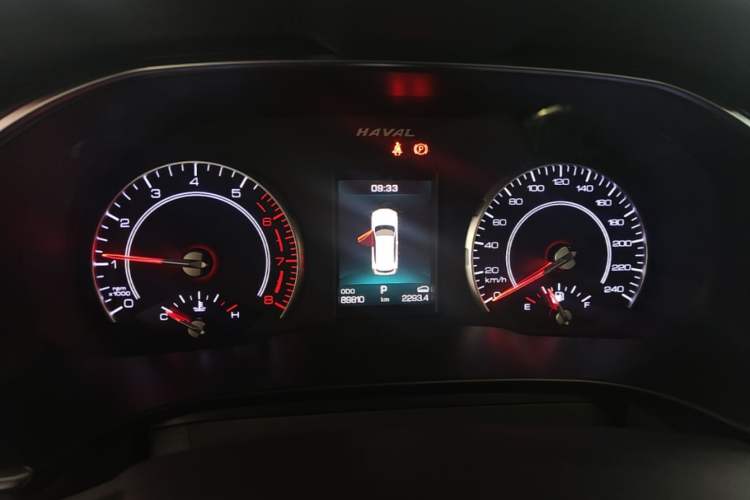 Used Haval H6 2017 Red Label 2.0T Automatic Two-Wheel Drive ZhiShang Model Instrument Cluster
